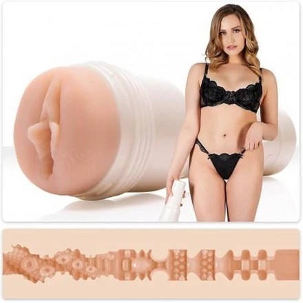 Fleshlight Mia Malkova LVL Up - élethű vagina (natúr)