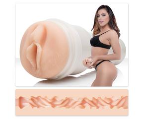 Fleshlight Adriana Chechik Empress - vagina